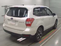 Subaru FORESTER лот № 30715 оценка R  с аукциона в Японии 1