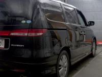 Honda ELYSION лот № 17040 оценка 3.5  с аукциона в Японии 3