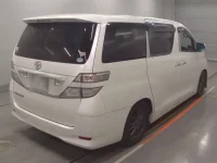 Toyota VELLFIRE лот № 30728 оценка 3.5  с аукциона в Японии 1