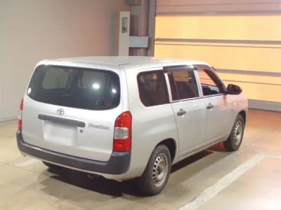 Toyota PROBOX  с аукциона в Японии