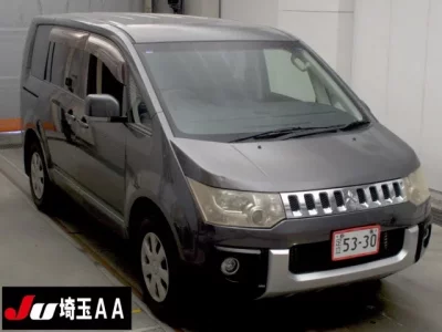 Mitsubishi DELICA D5  с аукциона в Японии