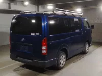 Toyota HIACE VAN лот № 62048 оценка R  с аукциона в Японии 1