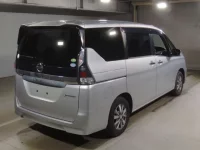 Nissan SERENA лот № 2208 оценка 4  с аукциона в Японии 1