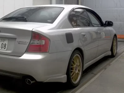 Subaru LEGACY B4  с аукциона в Японии