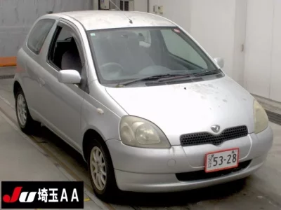Toyota VITZ  с аукциона в Японии