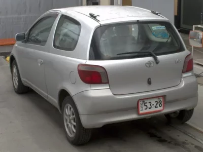 Toyota VITZ  с аукциона в Японии