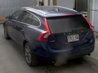 Volvo V60 лот № 17106 оценка 4  с аукциона в Японии 1