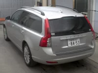 Volvo V50 лот № 17110 оценка 4  с аукциона в Японии 1