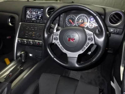 Nissan GT-R