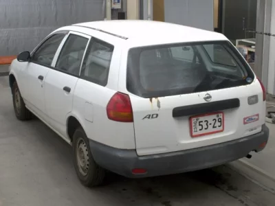 Nissan AD  с аукциона в Японии