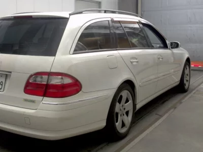 Mercedes-Benz E CLASS WAGON  с аукциона в Японии