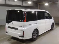 Honda STEP WAGON лот № 2229 оценка 4.5  с аукциона в Японии 1