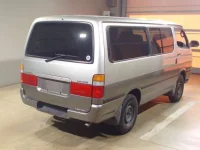 Toyota HIACE VAN лот № 62083 оценка 3.5  с аукциона в Японии 1