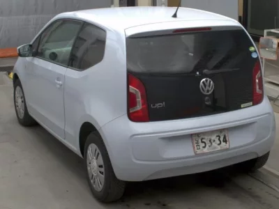 Volkswagen UP  с аукциона в Японии