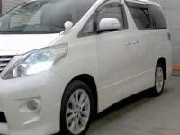 Toyota ALPHARD лот № 17225 оценка 3.5  с аукциона в Японии 2