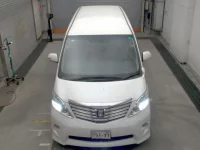 Toyota ALPHARD лот № 17225 оценка 3.5  с аукциона в Японии 4