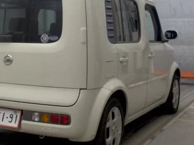 Nissan CUBE  с аукциона в Японии