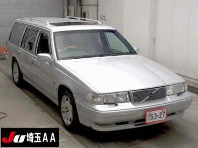 Volvo V90