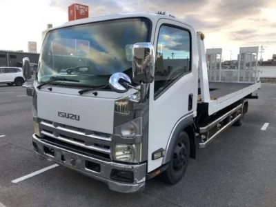 Isuzu ELF  с аукциона в Японии