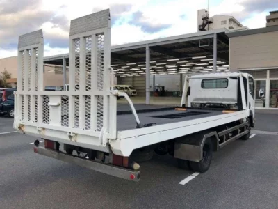 Isuzu ELF  с аукциона в Японии