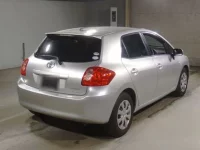 Toyota AURIS лот № 2298 оценка 4  с аукциона в Японии 1