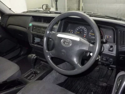 Toyota CROWN COMFORT  с аукциона в Японии