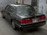Toyota CROWN COMFORT лот № 10055 оценка R  с аукциона в Японии 1