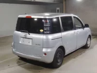 Toyota SIENTA лот № 7262 оценка R  с аукциона в Японии 1
