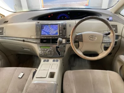 Toyota ESTIMA HYBRID