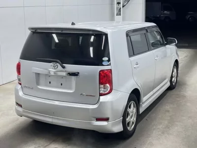 Toyota COROLLA RUMION