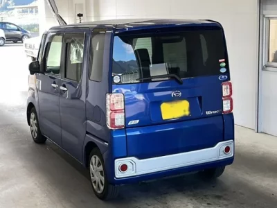 Daihatsu WAKE  с аукциона в Японии