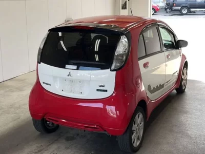 Mitsubishi I-MIEV  с аукциона в Японии