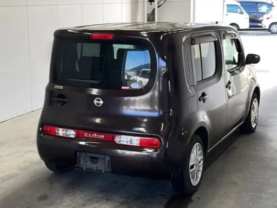 Nissan CUBE  с аукциона в Японии