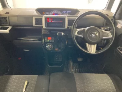 Daihatsu WAKE  с аукциона в Японии