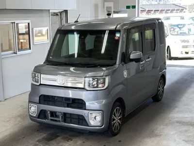 Daihatsu WAKE  с аукциона в Японии