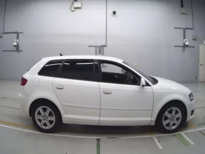 Audi A3  с аукциона в Японии