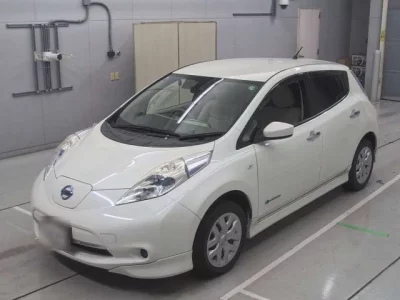 Nissan LEAF  с аукциона в Японии