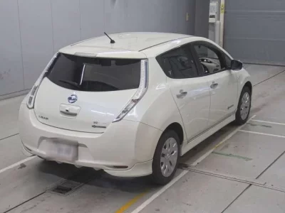Nissan LEAF  с аукциона в Японии