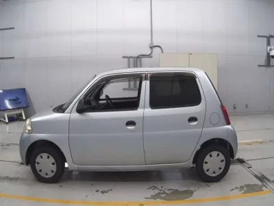 Daihatsu Esse