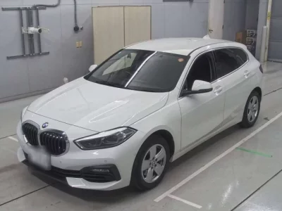 BMW 1-Series  с аукциона в Японии