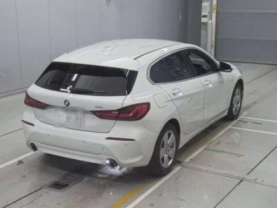 BMW 1-Series  с аукциона в Японии