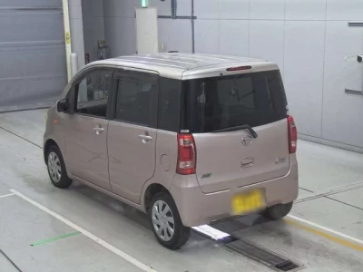 Daihatsu TANTO EXE