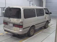 Toyota HIACE лот № 10018 оценка 3  с аукциона в Японии 1