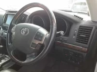 Toyota LAND CRUISER лот № 33012 оценка 3.5  с аукциона в Японии 6