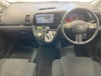 Toyota WISH лот № 1059 оценка 3.5  с аукциона в Японии 2