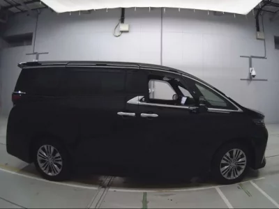 Toyota ALPHARD  с аукциона в Японии