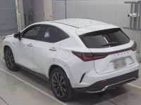 Lexus NX лот № 36017 оценка 4.5  с аукциона в Японии 5