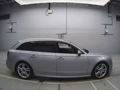 Audi A6  с аукциона в Японии
