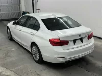 BMW 3-Series лот № 40012 оценка 4  с аукциона в Японии 1