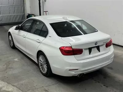 BMW 3-Series  с аукциона в Японии